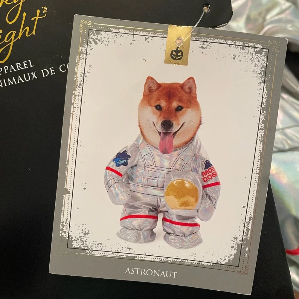 Dog Astronaut Costume - Picture 11 of 15